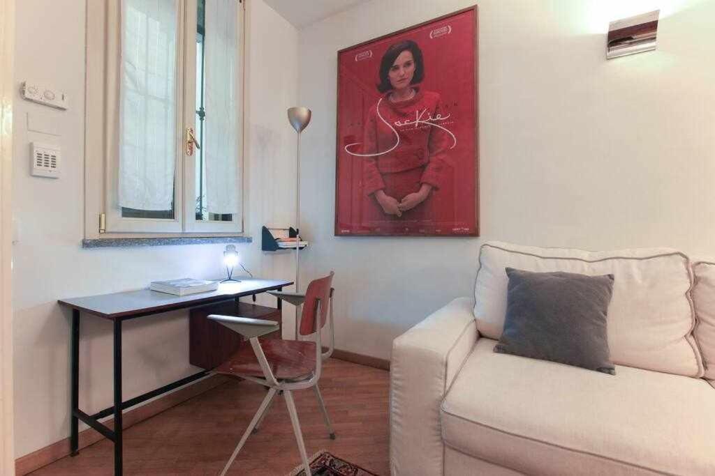 Brera Area Lovely Apt Close To Piazza Duomo Мілан Екстер'єр фото