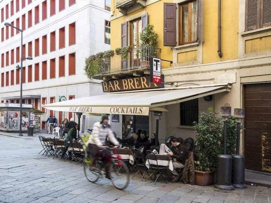 Brera Area Lovely Apt Close To Piazza Duomo Мілан Екстер'єр фото